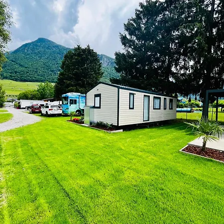 De La Piscine Kemping Aigle